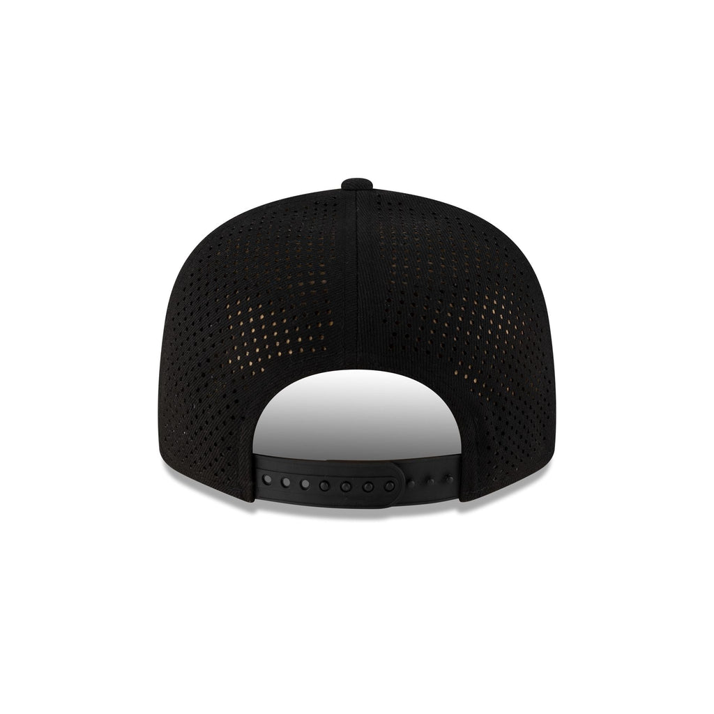 New Era Cap Laurel Wreath Black 9FIFTY Snapback Hat